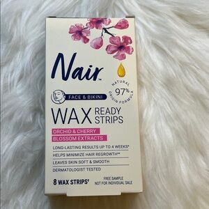 Nair Wax Ready Strips with Orchid & Cherry - 8 Wax Strips